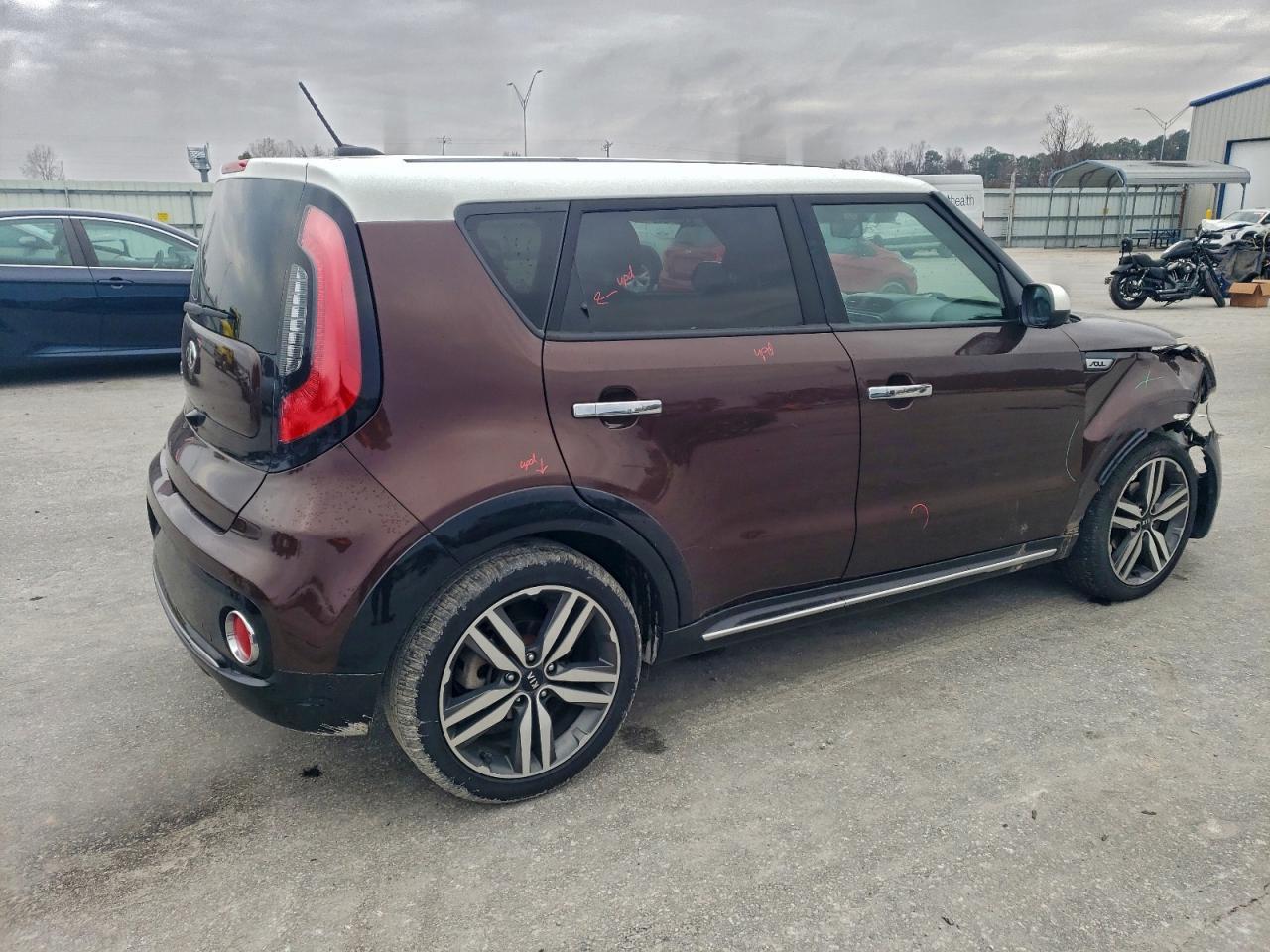 2017 KIA SOUL