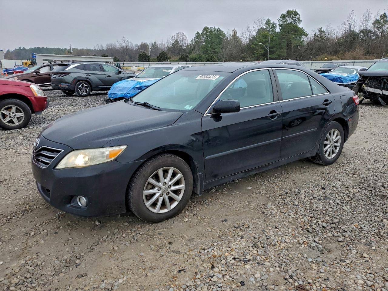 2010 TOYOTA CAMRY