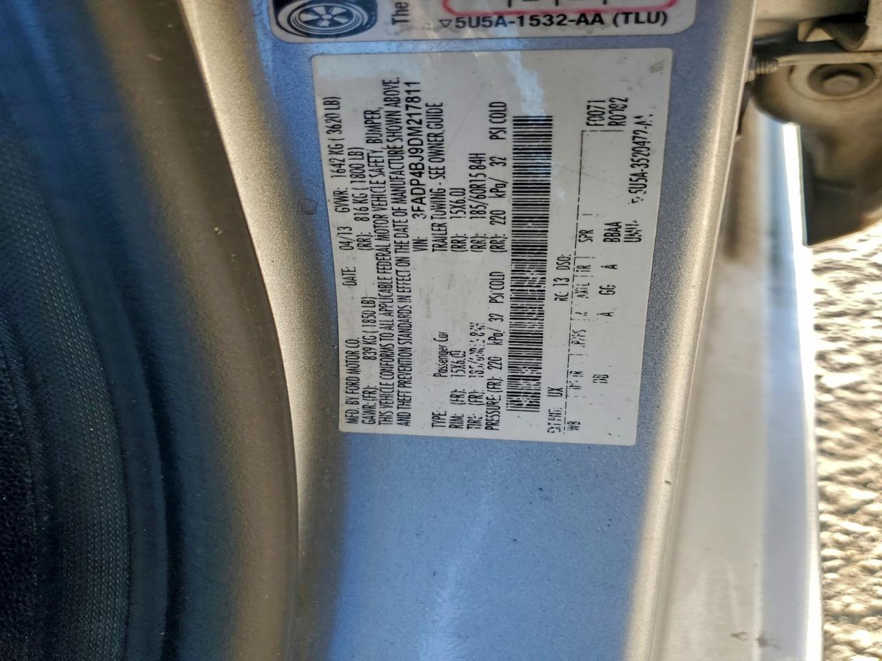 2013 FORD Fiesta