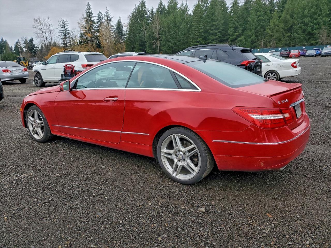 2013 MERCEDES-BENZ E-Class