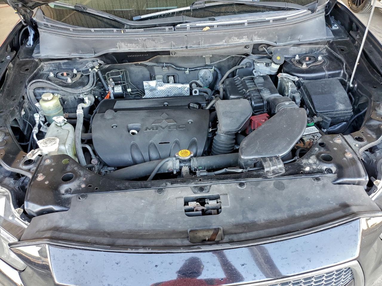 2013 MITSUBISHI outlander