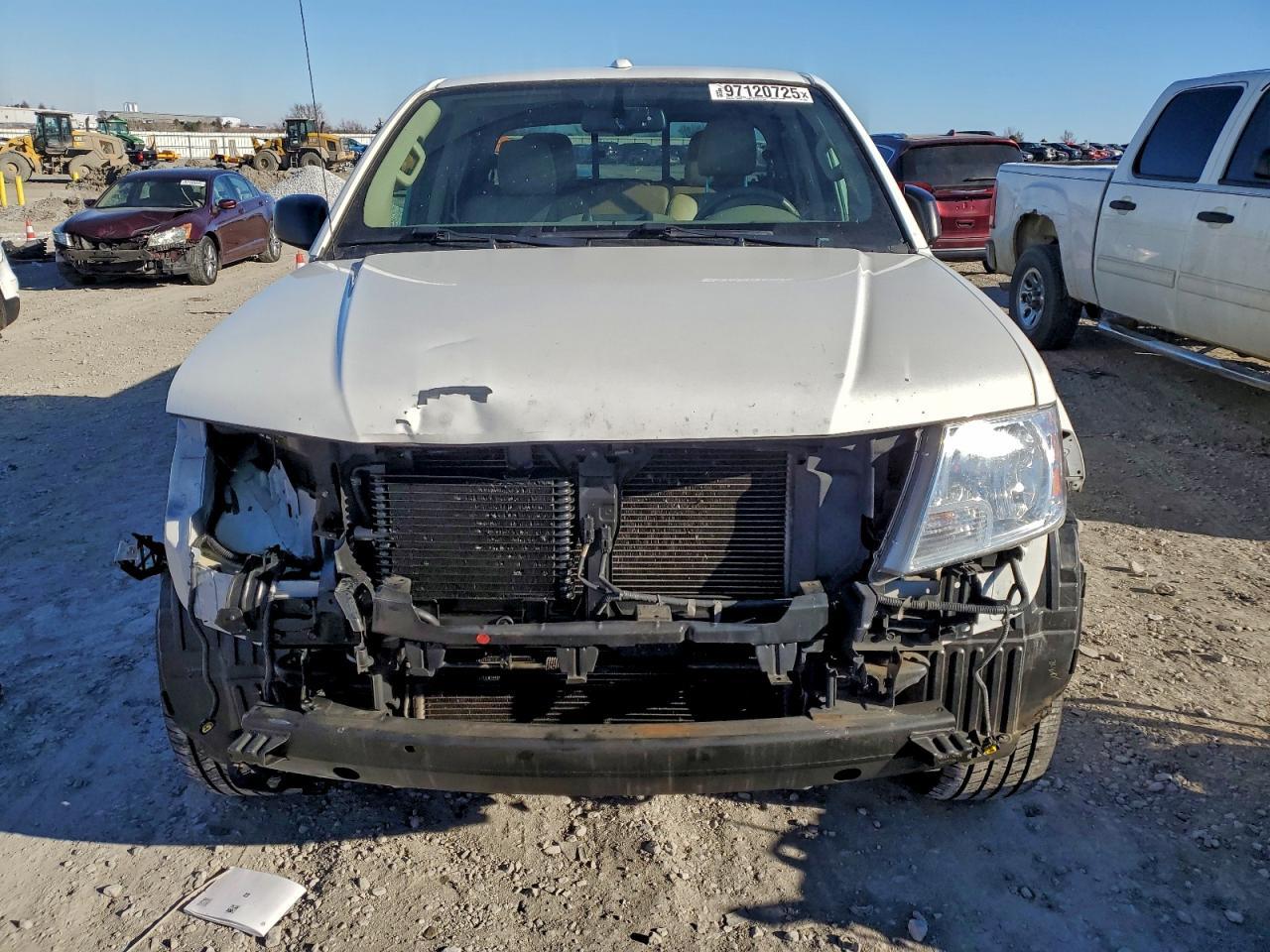 2014 NISSAN Frontier