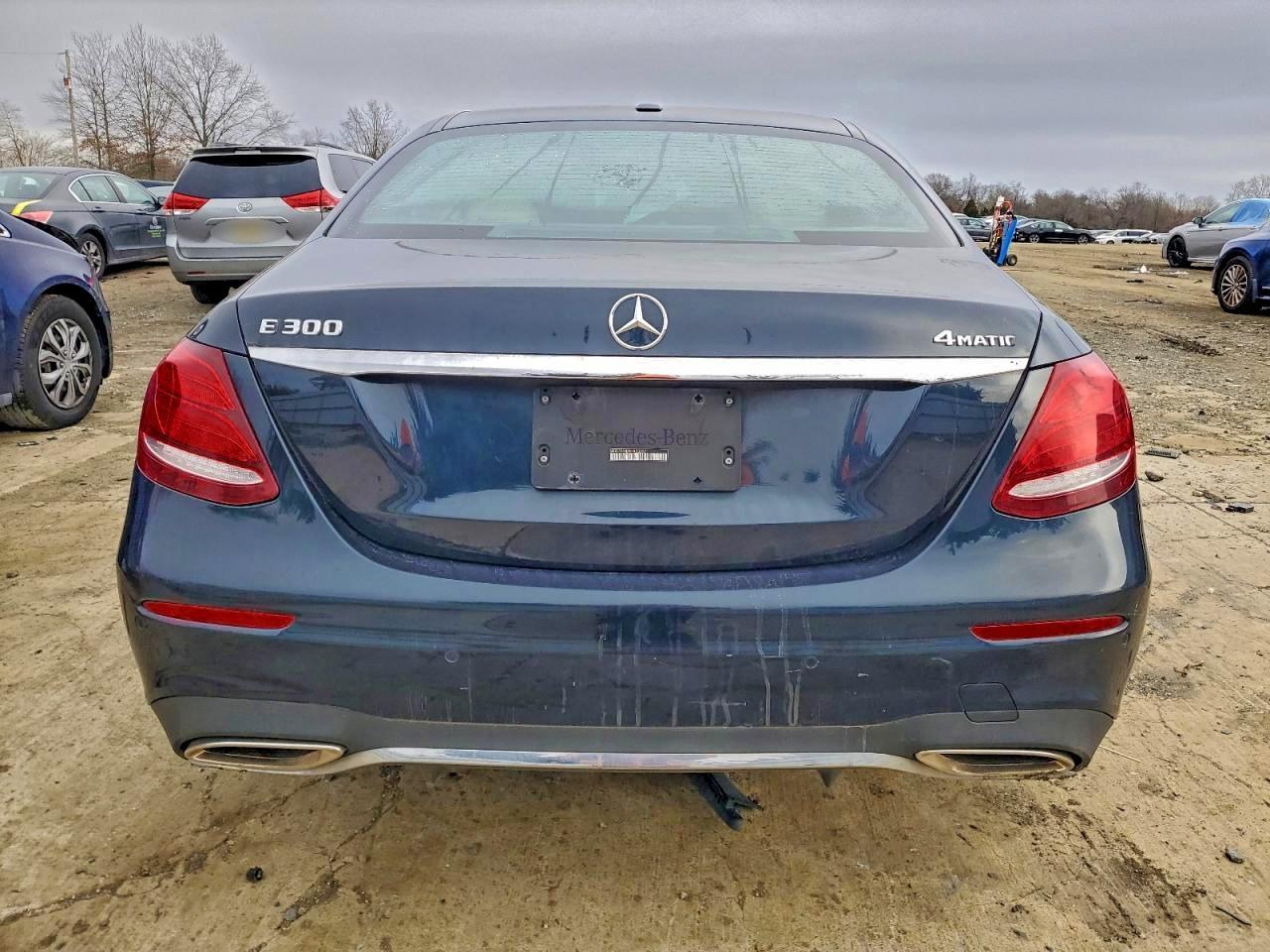 2017 MERCEDES-BENZ E-Class