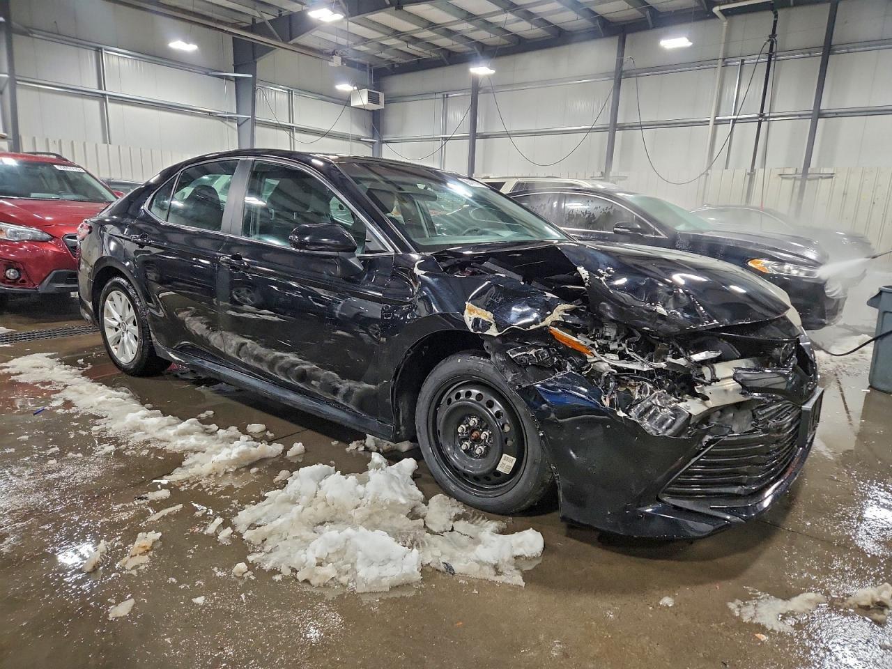 2018 TOYOTA CAMRY