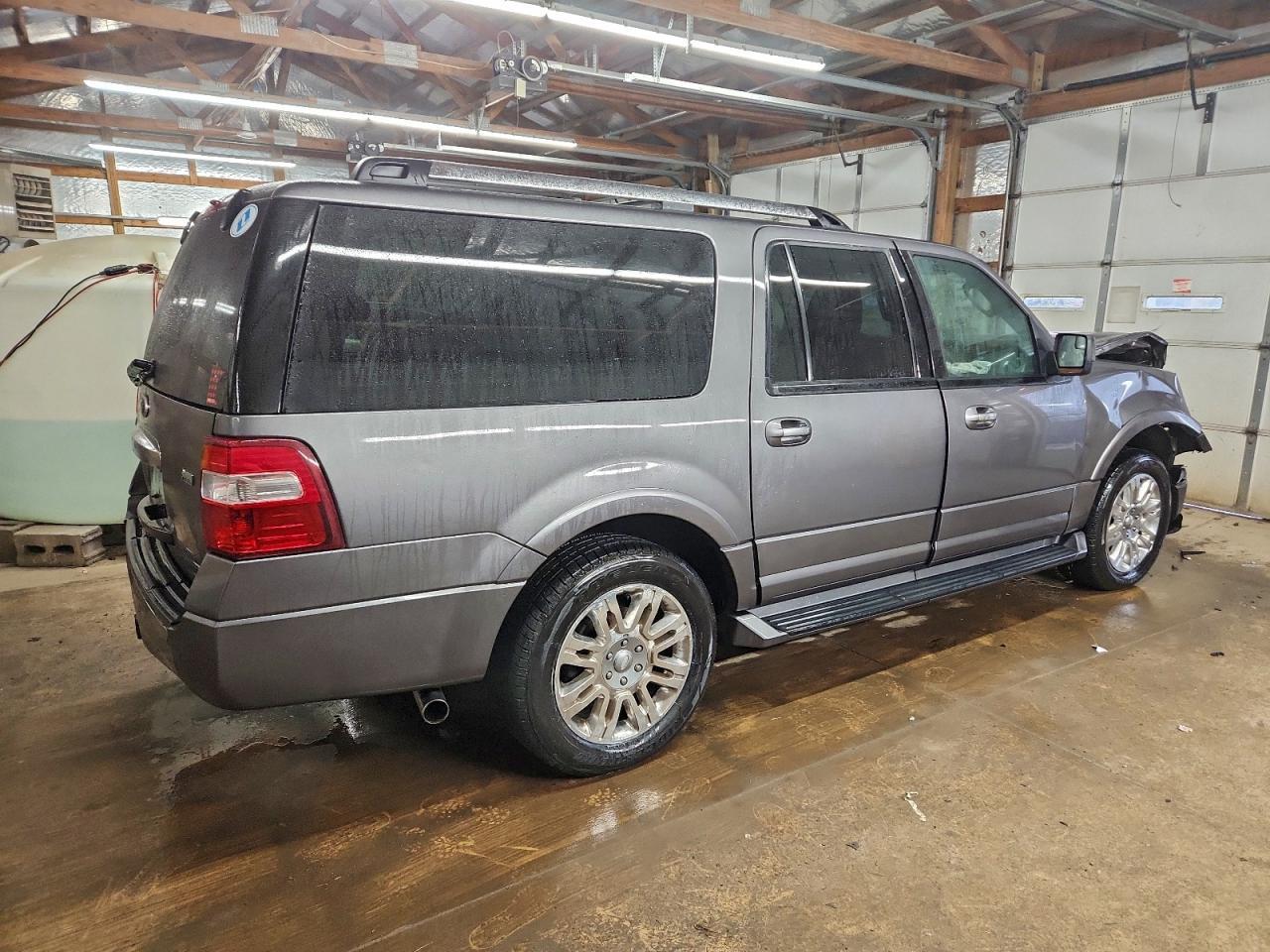 2013 FORD Expedition