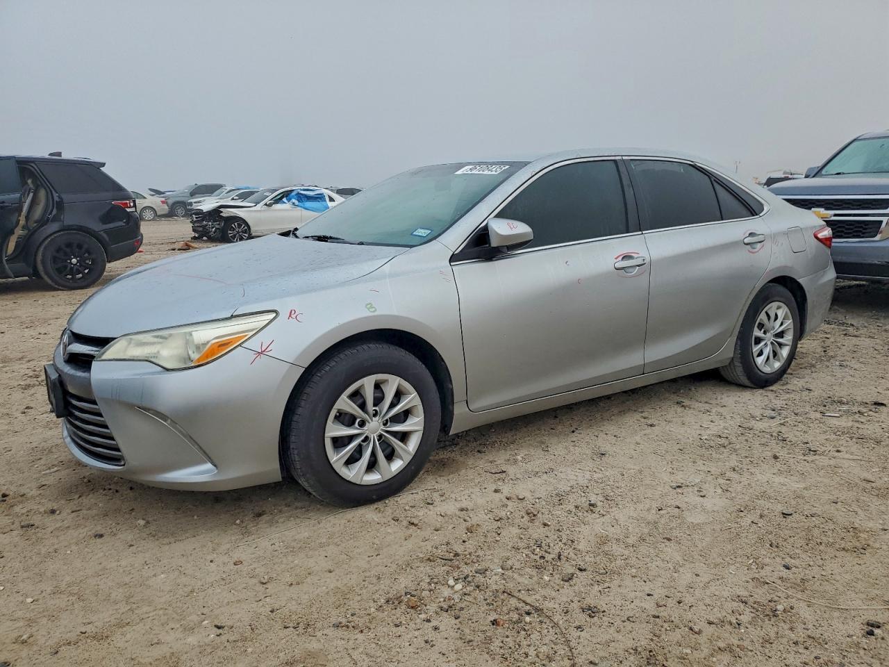 2015 TOYOTA CAMRY