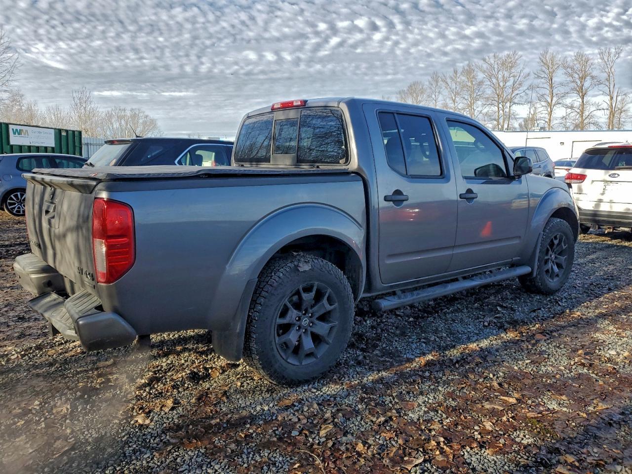2021 NISSAN Frontier