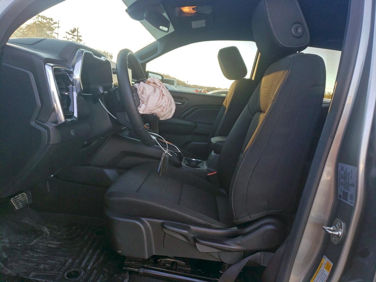 2024 GMC CANYON