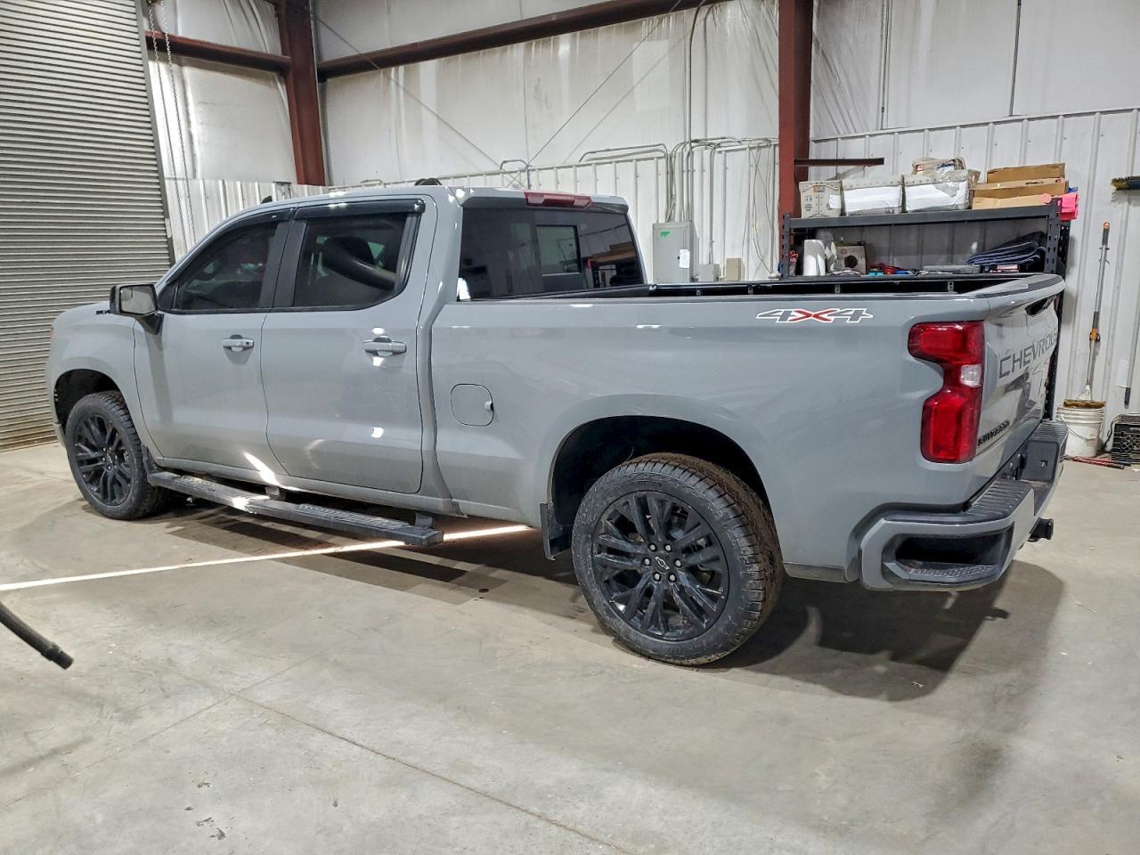 2024 CHEVROLET Silverado