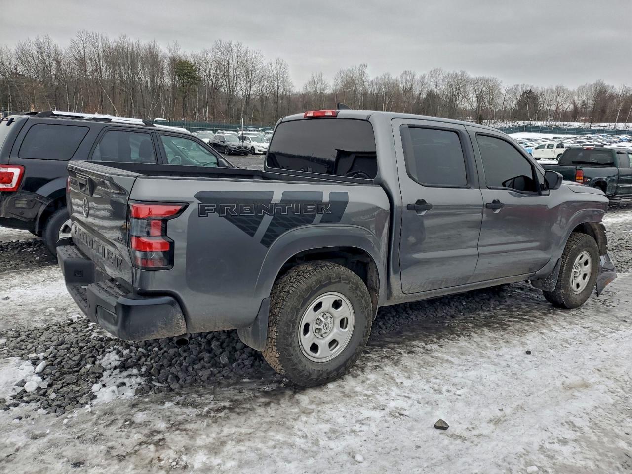 2022 NISSAN Frontier