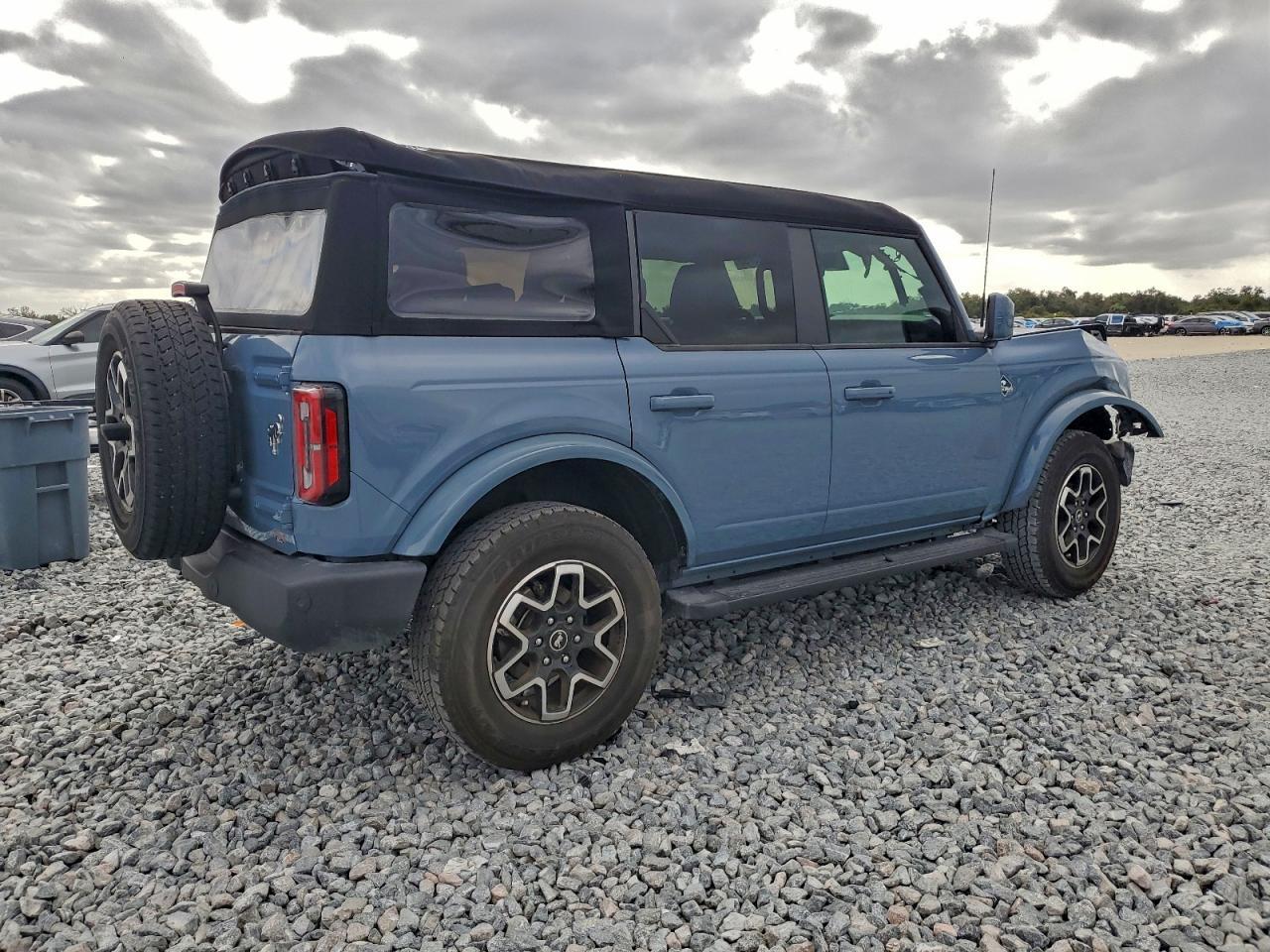 2024 FORD Bronco