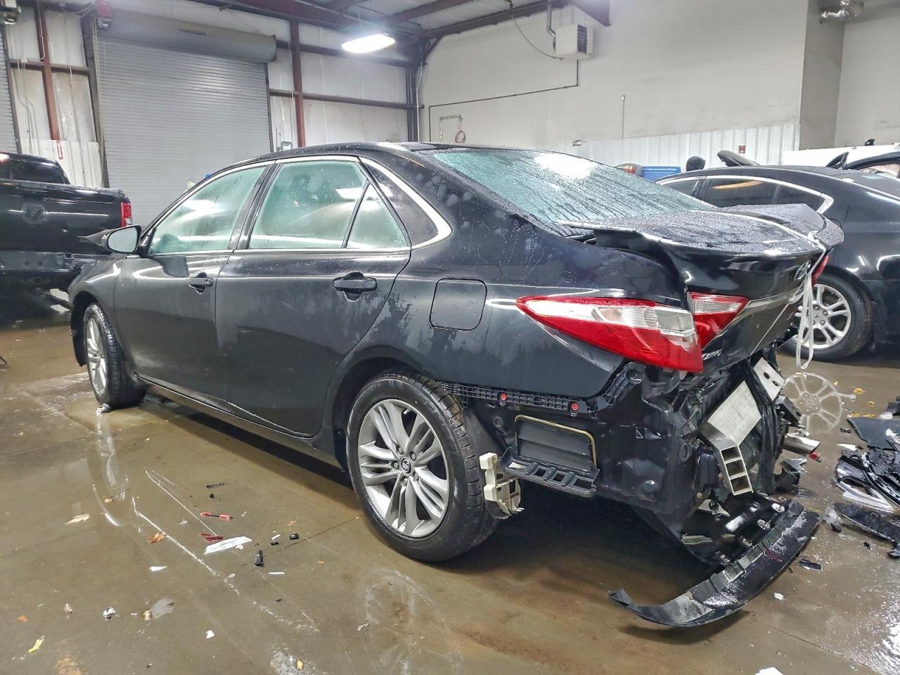2015 TOYOTA CAMRY