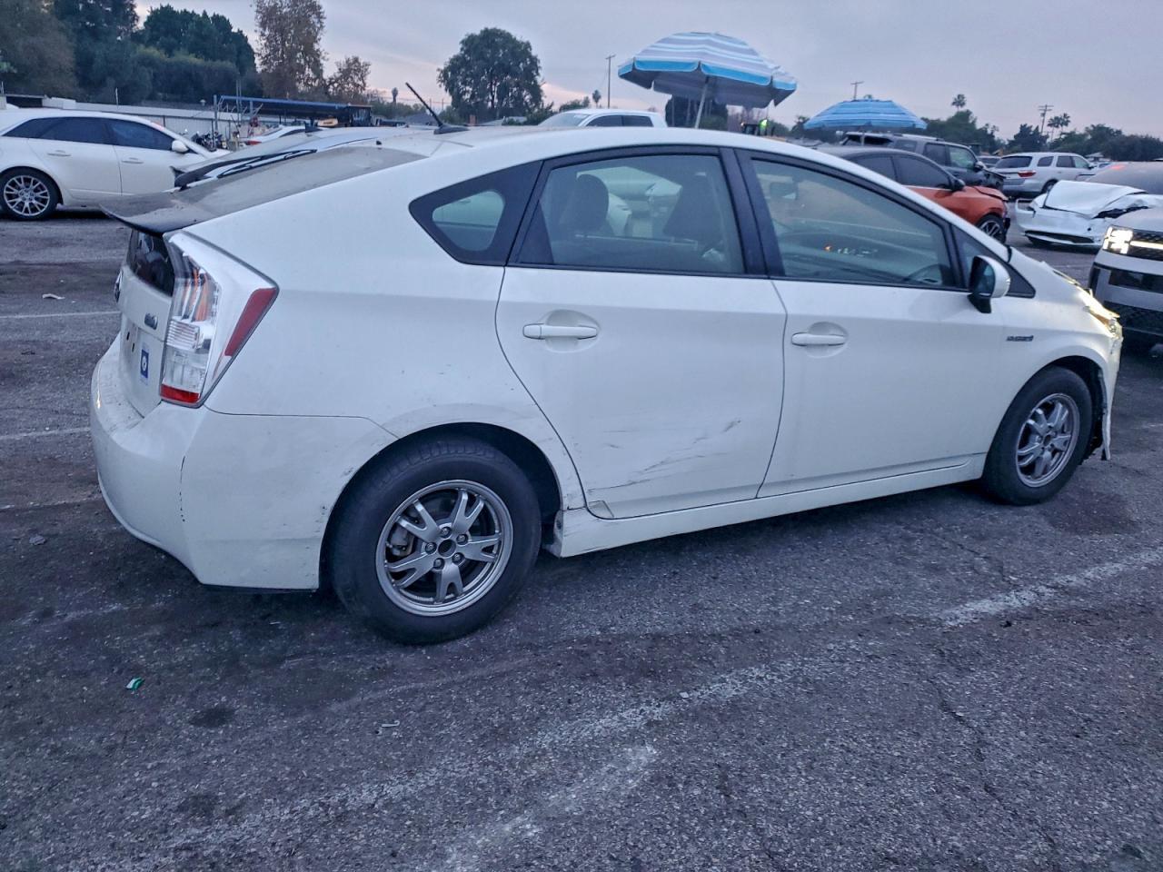 2010 TOYOTA PRIUS