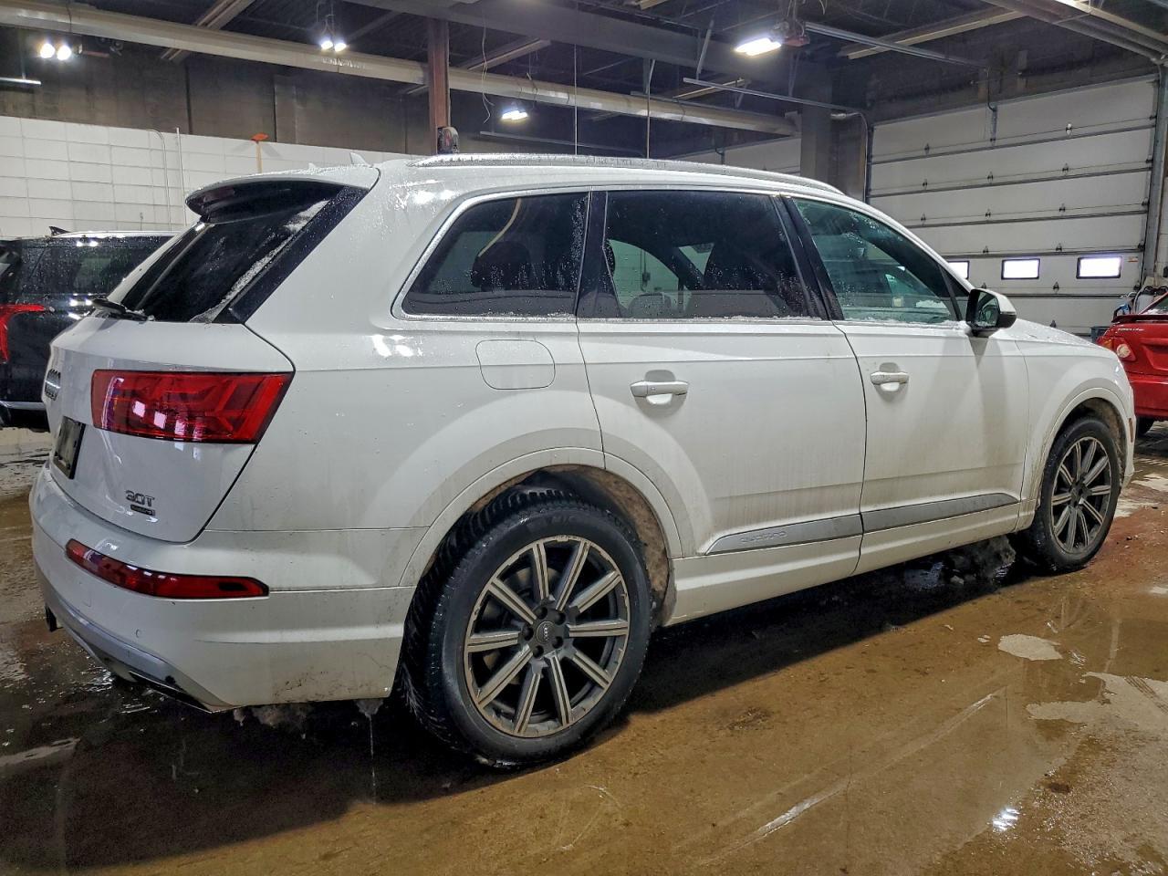 2018 AUDI Q7