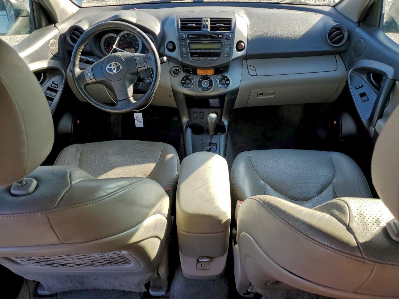 2011 TOYOTA RAV4