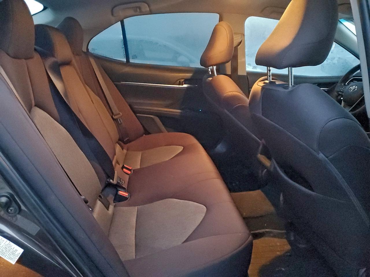 2018 TOYOTA CAMRY