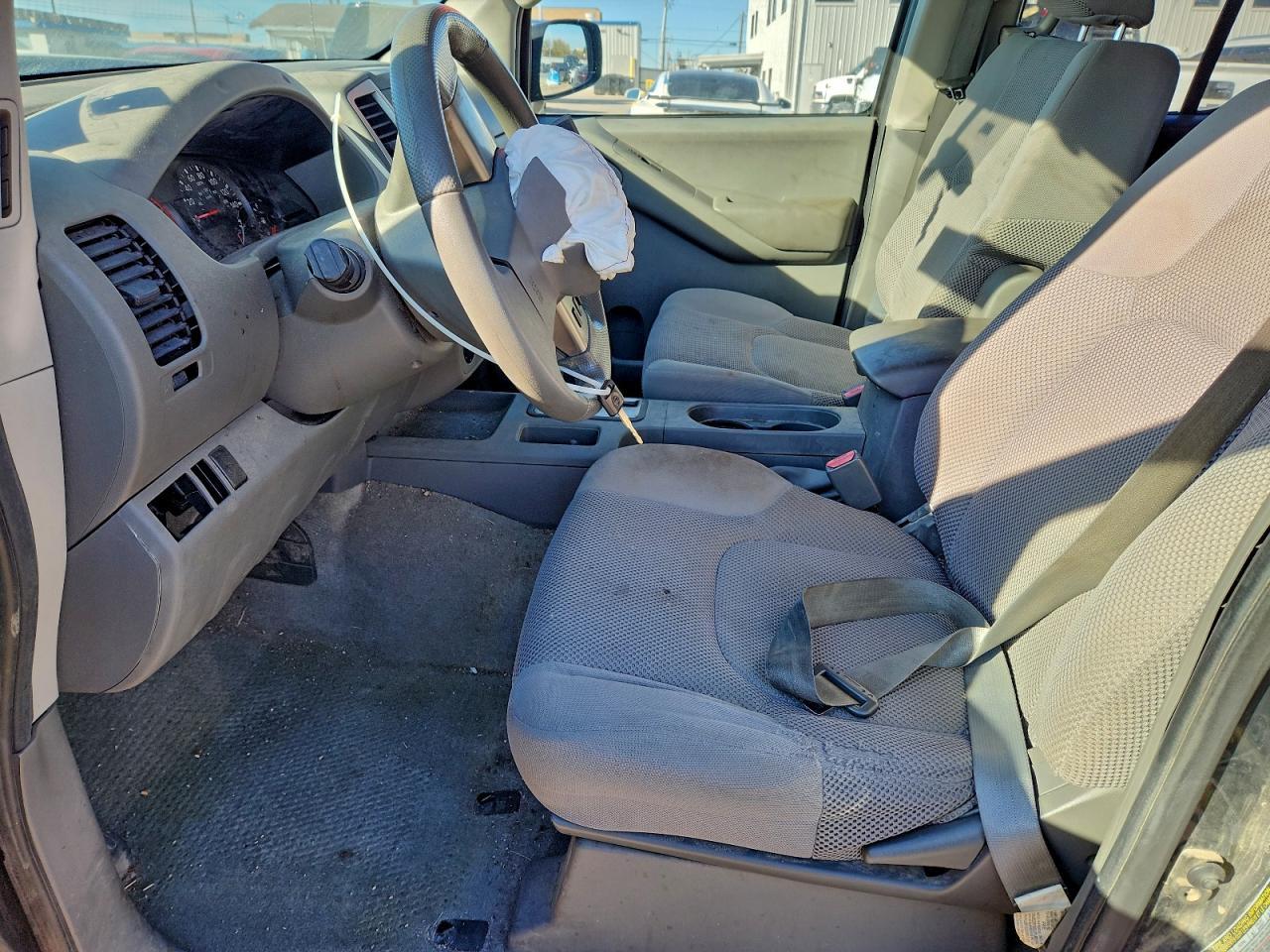 2012 NISSAN Frontier
