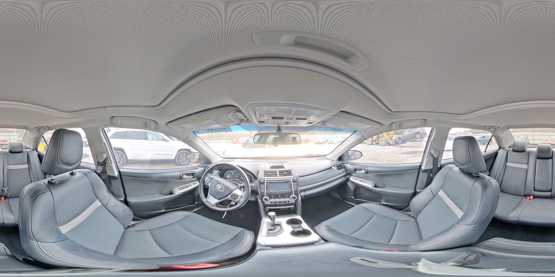 2014 TOYOTA CAMRY