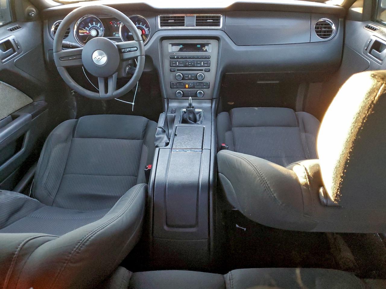 2010 FORD MUSTANG