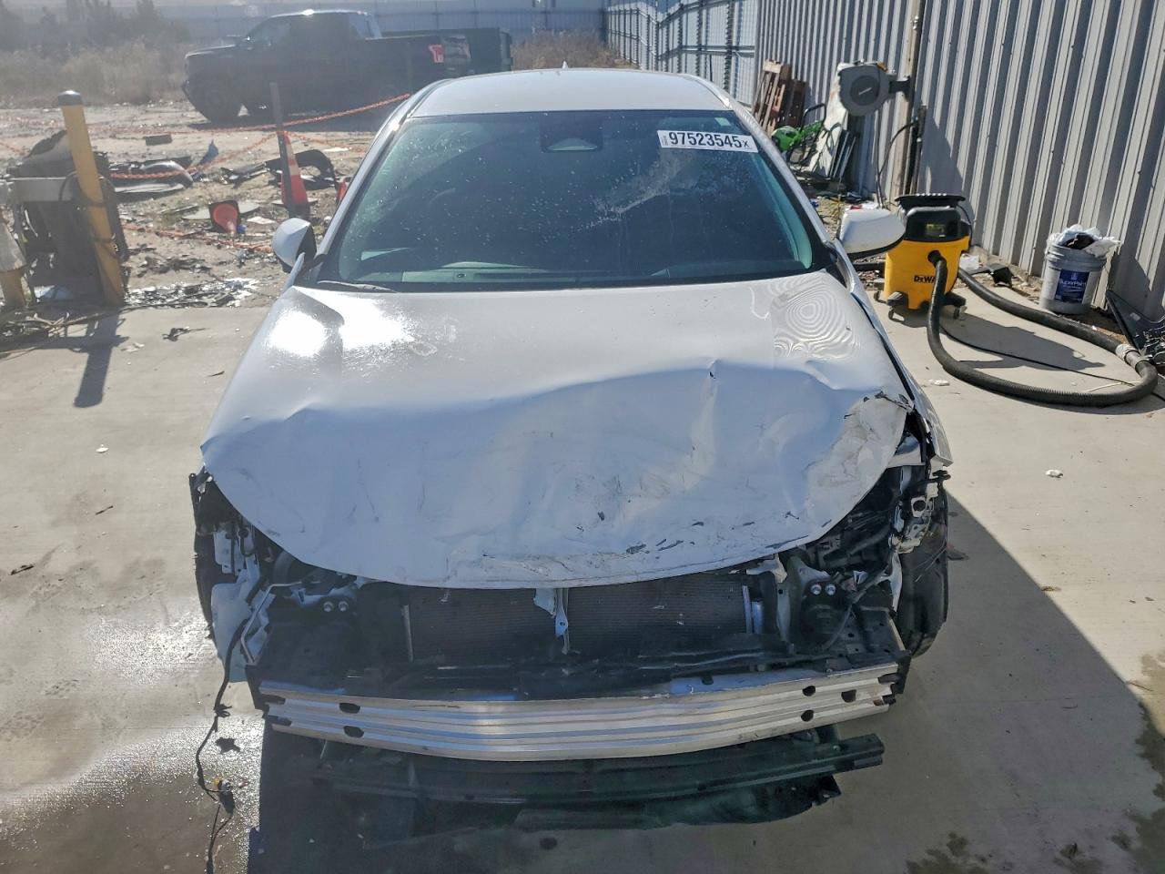 2023 TOYOTA COROLLA