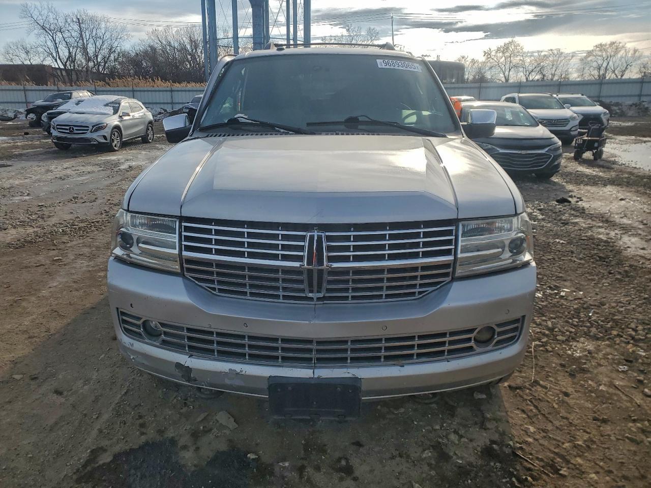 2013 LINCOLN Navigator