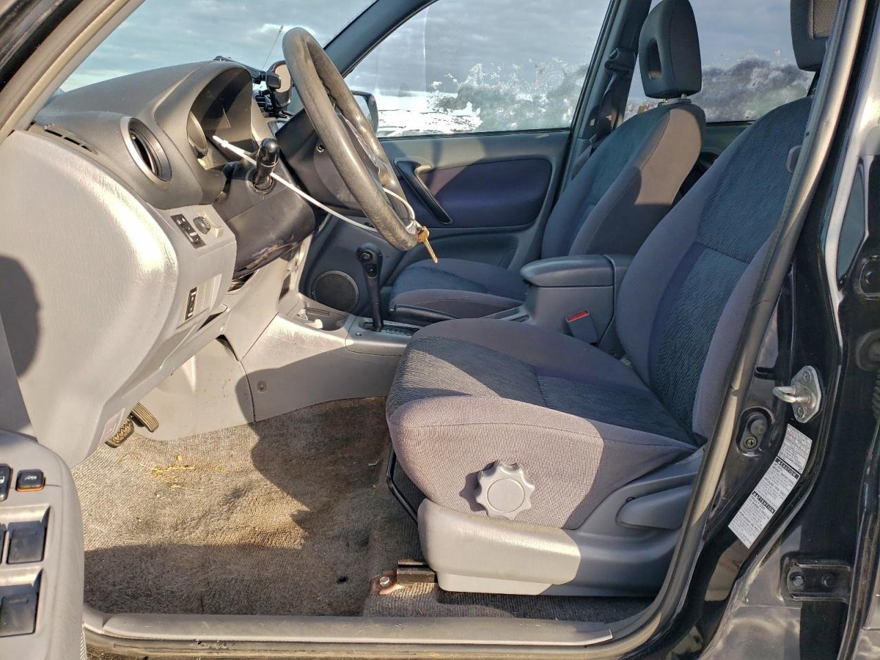 2001 TOYOTA RAV4