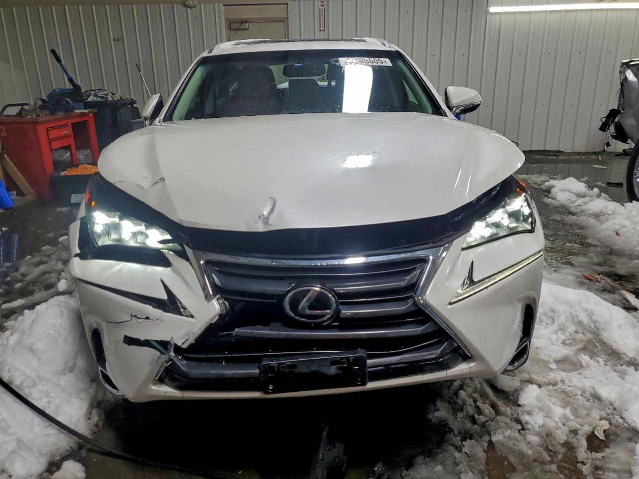 2017 LEXUS NX 200T