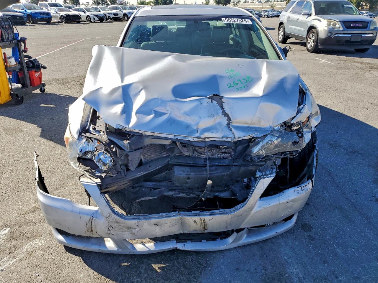2008 TOYOTA Avalon