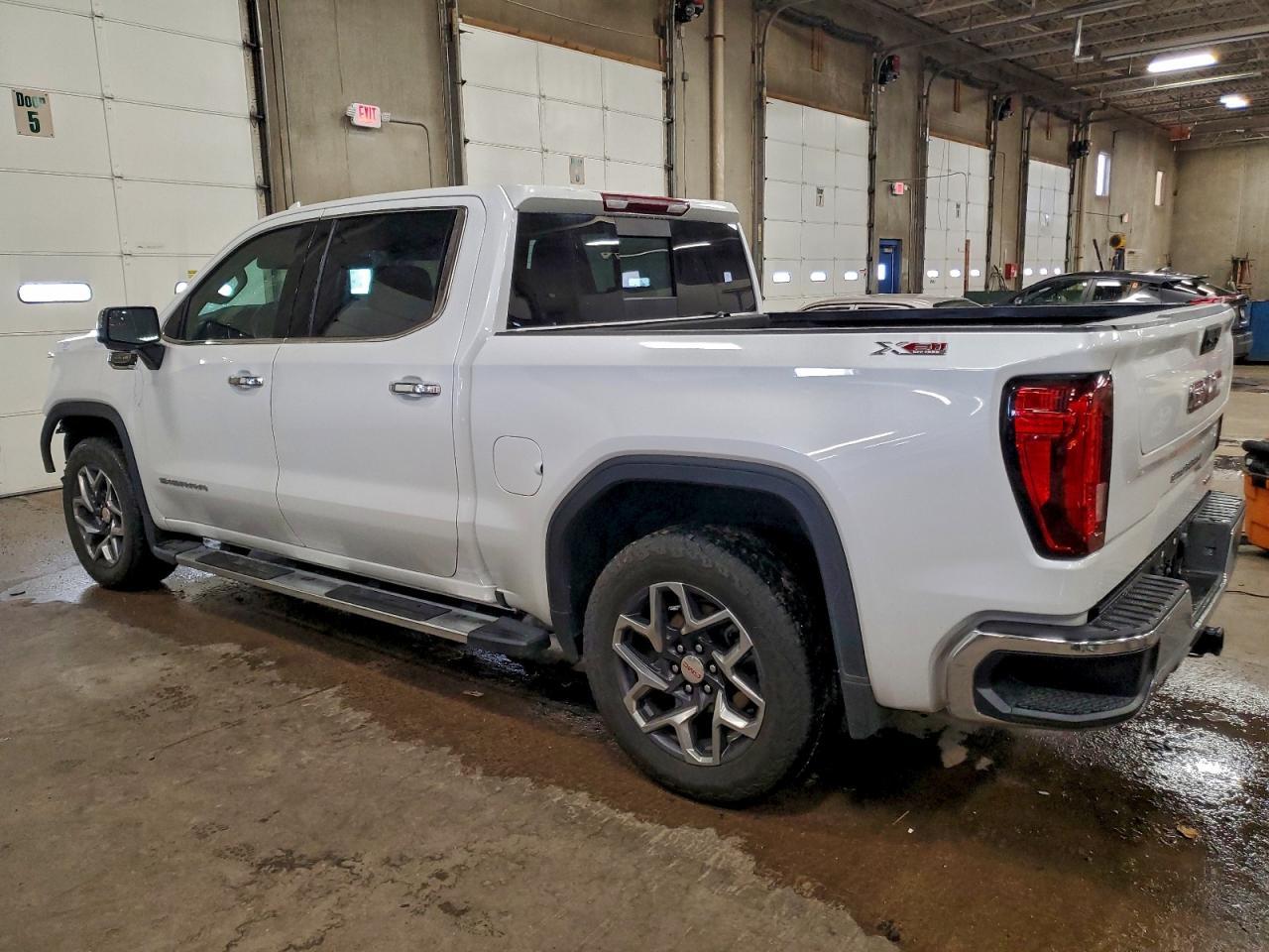 2023 GMC Sierra