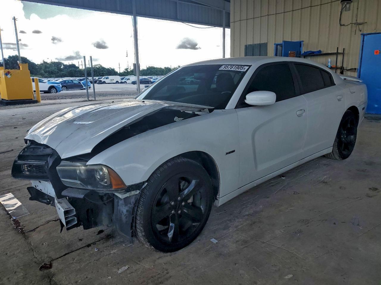 2014 DODGE CHARGER