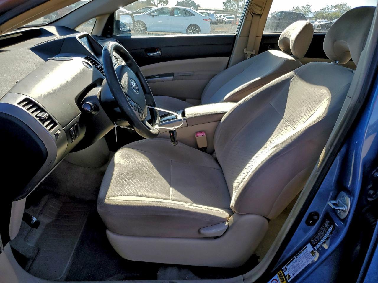 2004 TOYOTA PRIUS