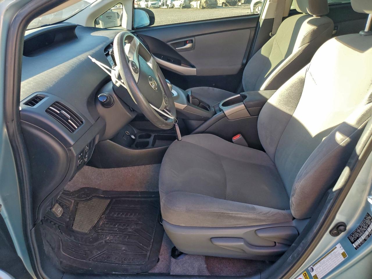 2014 TOYOTA PRIUS