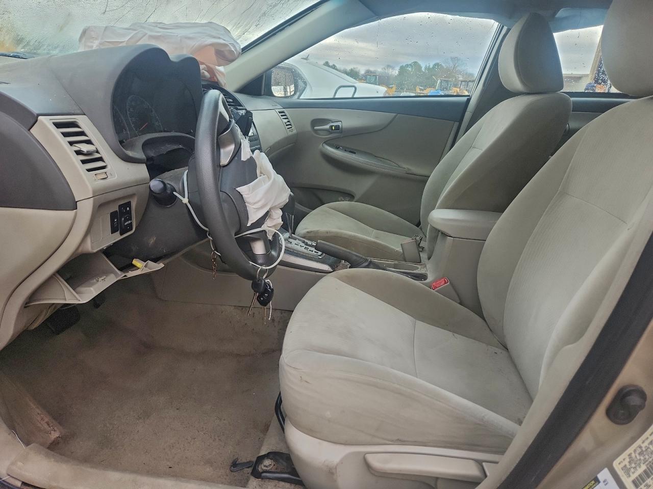 2010 TOYOTA COROLLA