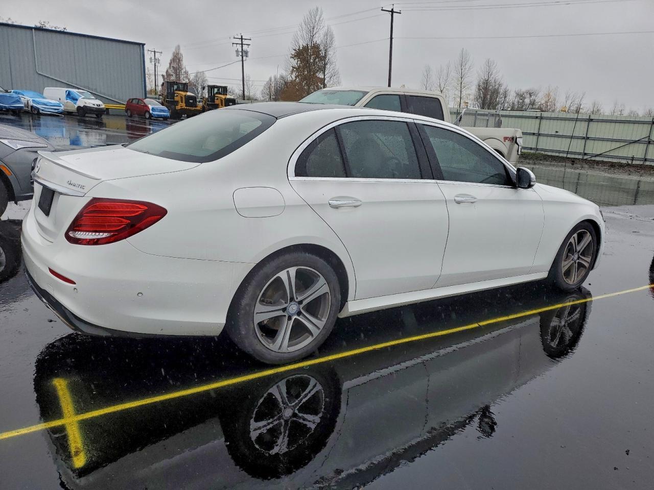 2017 MERCEDES-BENZ E-Class