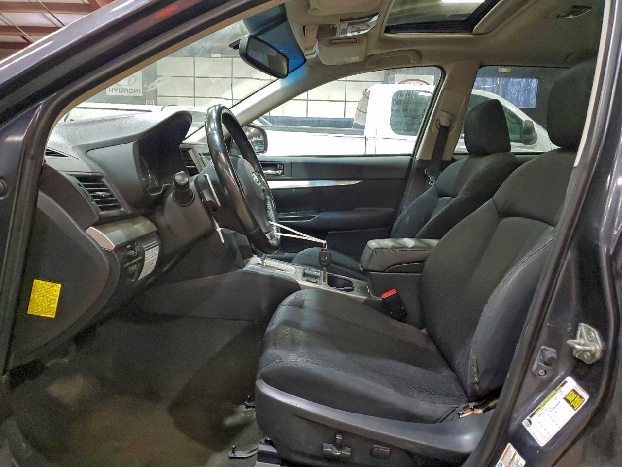 2012 SUBARU Outback