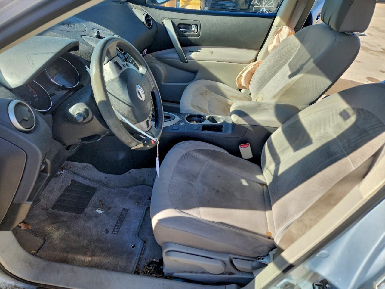2015 NISSAN ROGUE