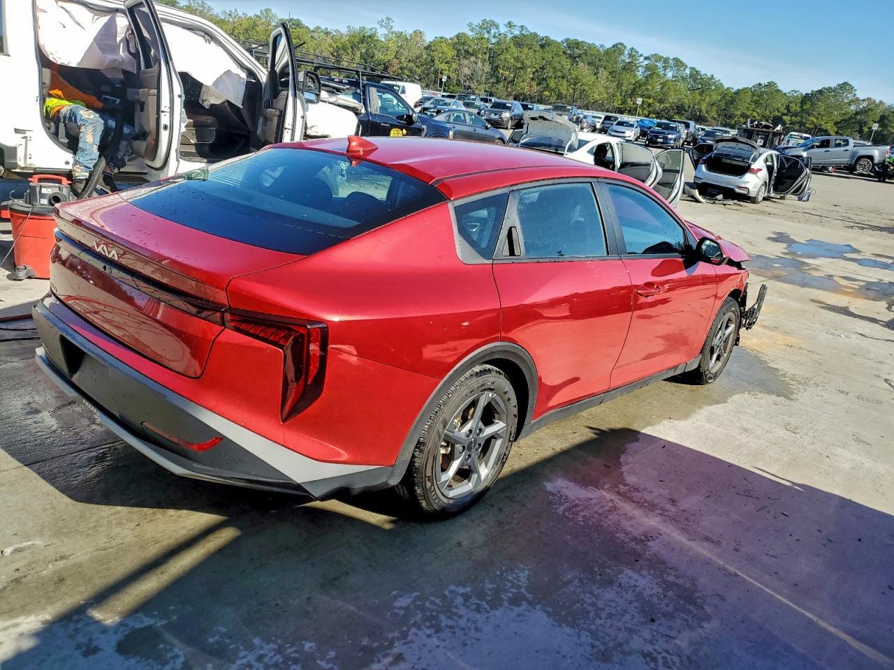2025 KIA K4