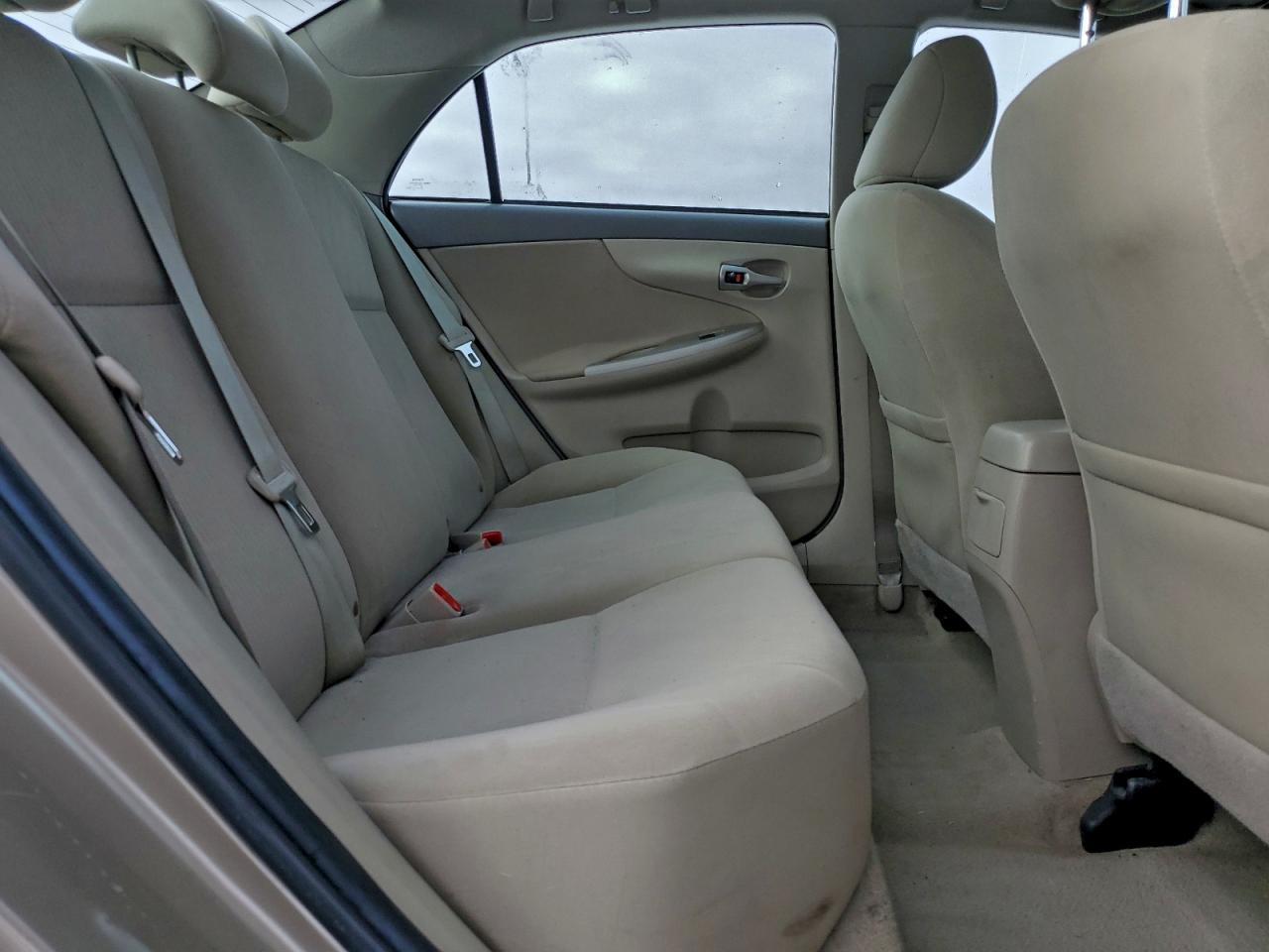 2010 TOYOTA COROLLA