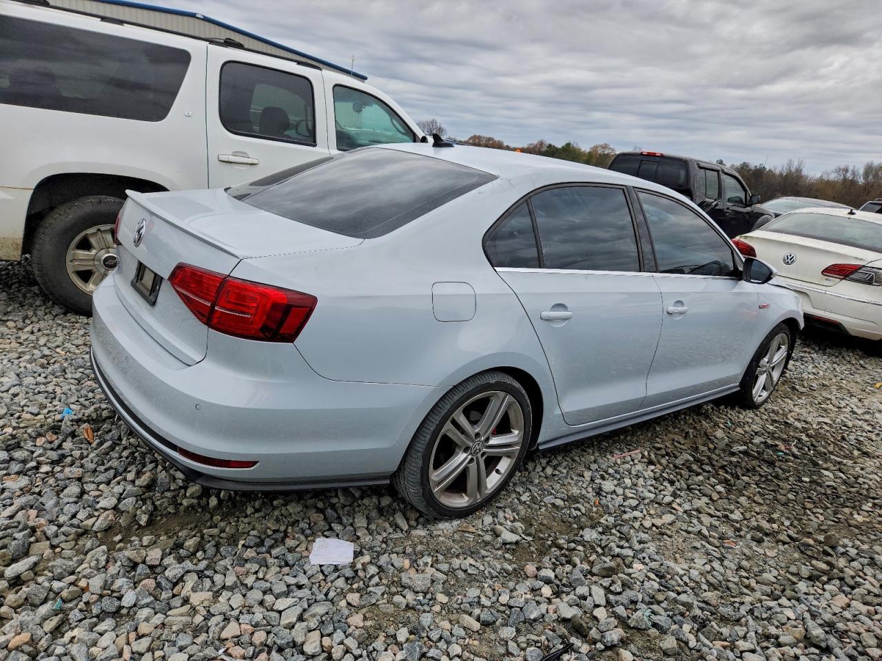 2017 VOLKSWAGEN JETTA