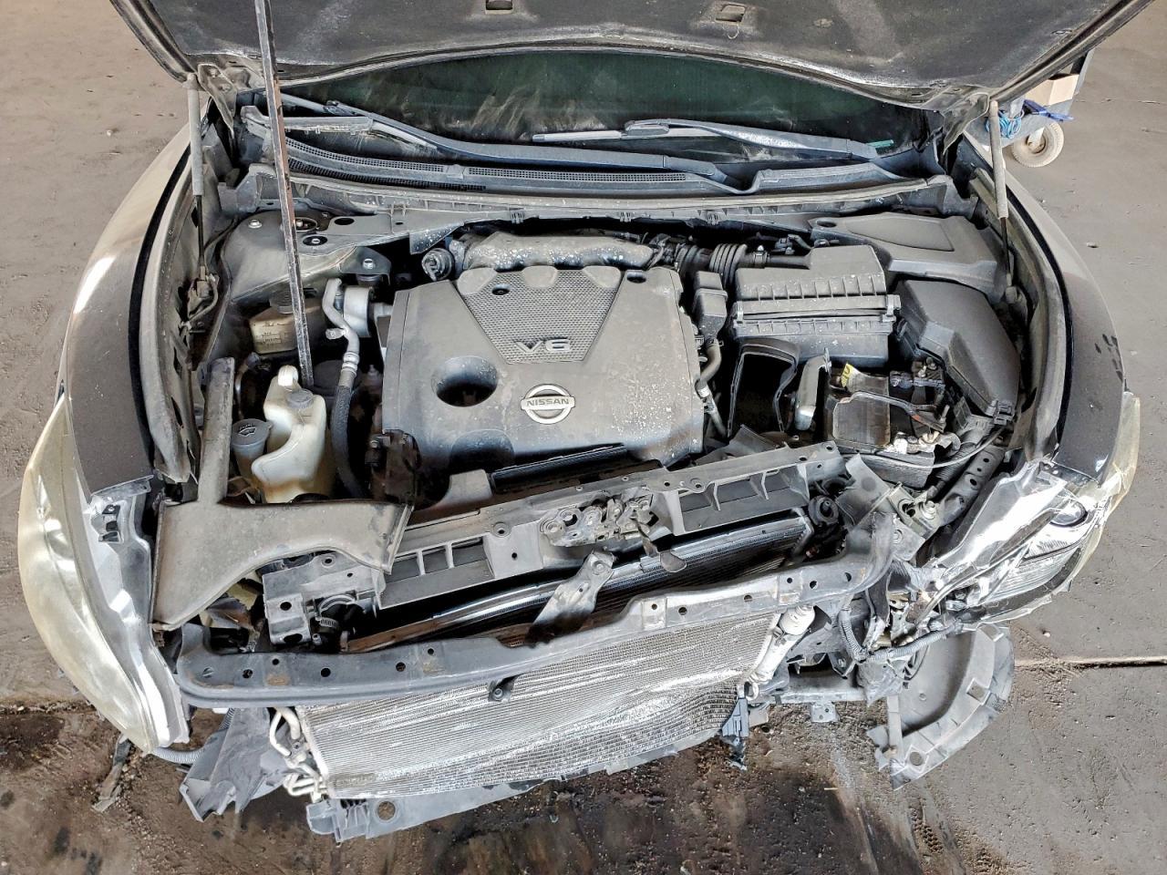 2013 NISSAN Maxima