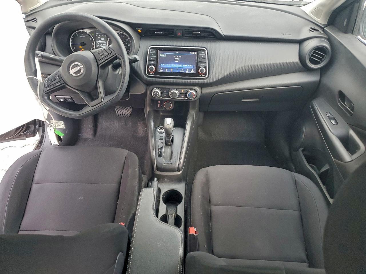 2023 NISSAN KICKS