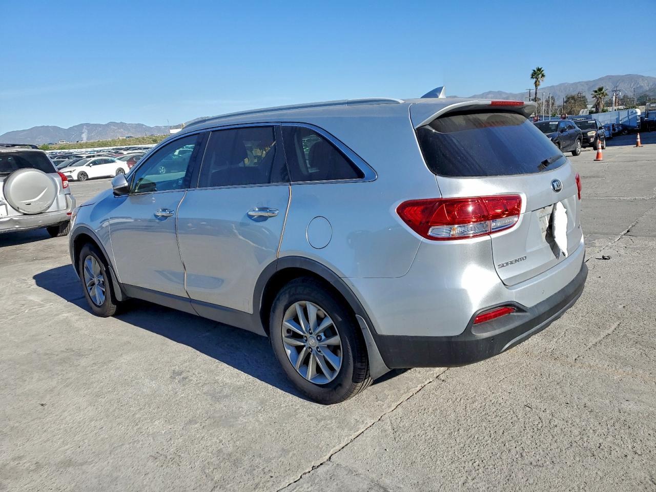 2017 KIA SORENTO