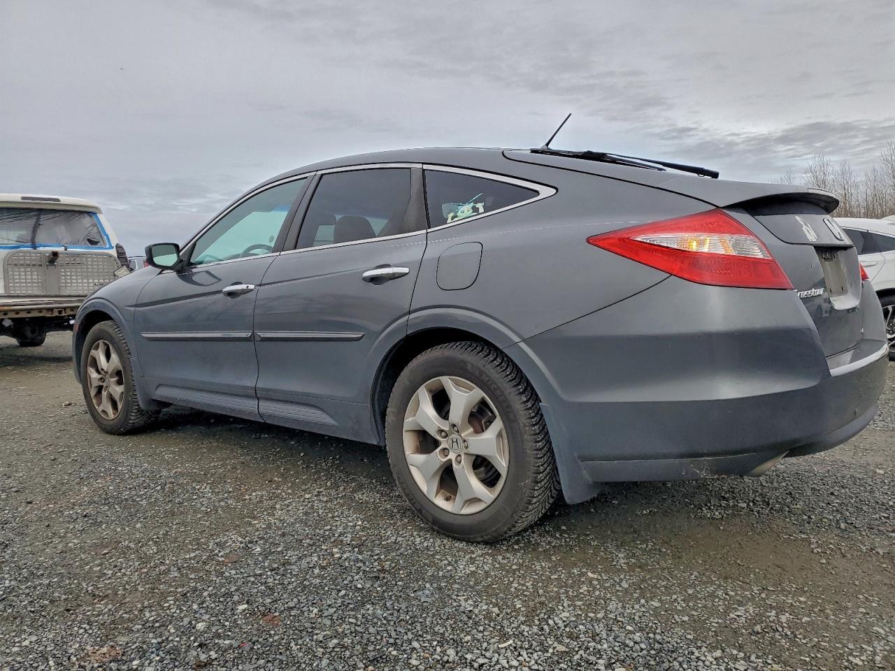 2012 HONDA Crosstour