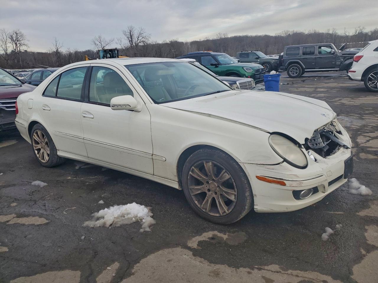 2009 MERCEDES-BENZ E-Class