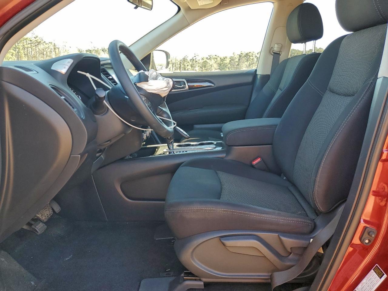2017 NISSAN PATHFINDER