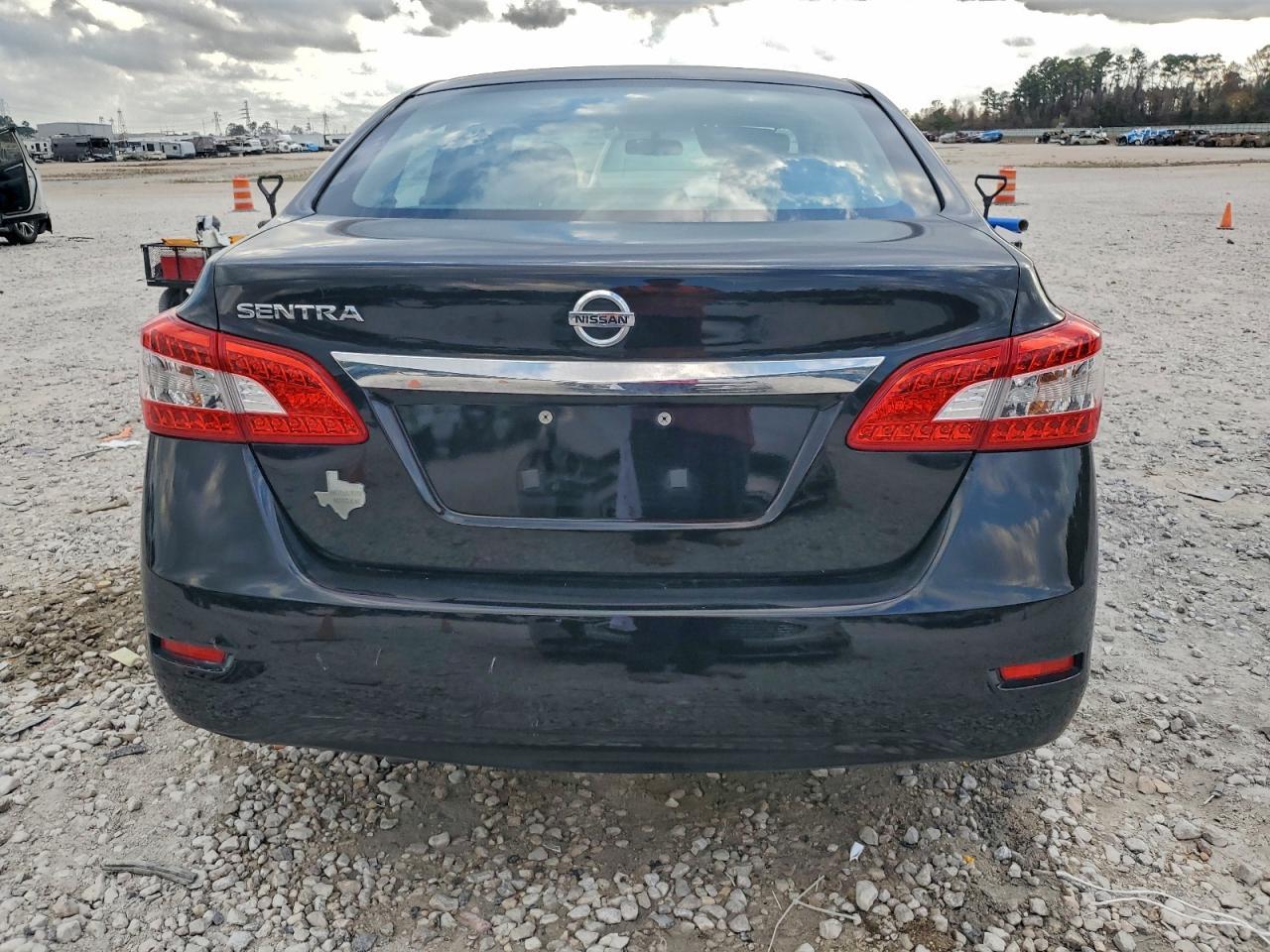 2015 NISSAN SENTRA