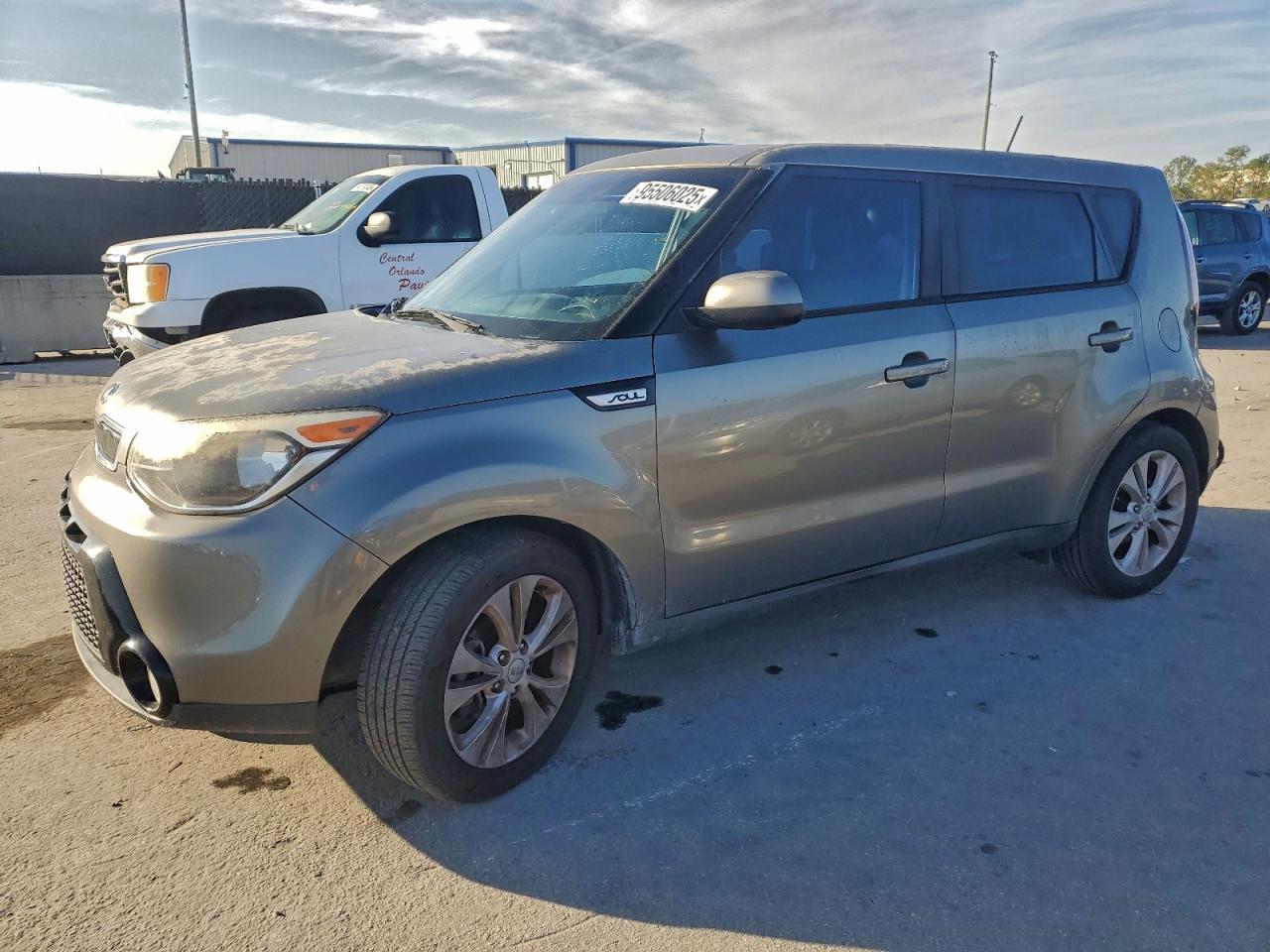 2016 KIA SOUL