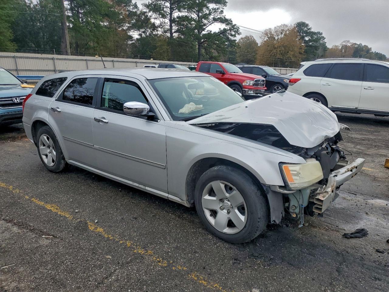 2008 DODGE MAGNUM