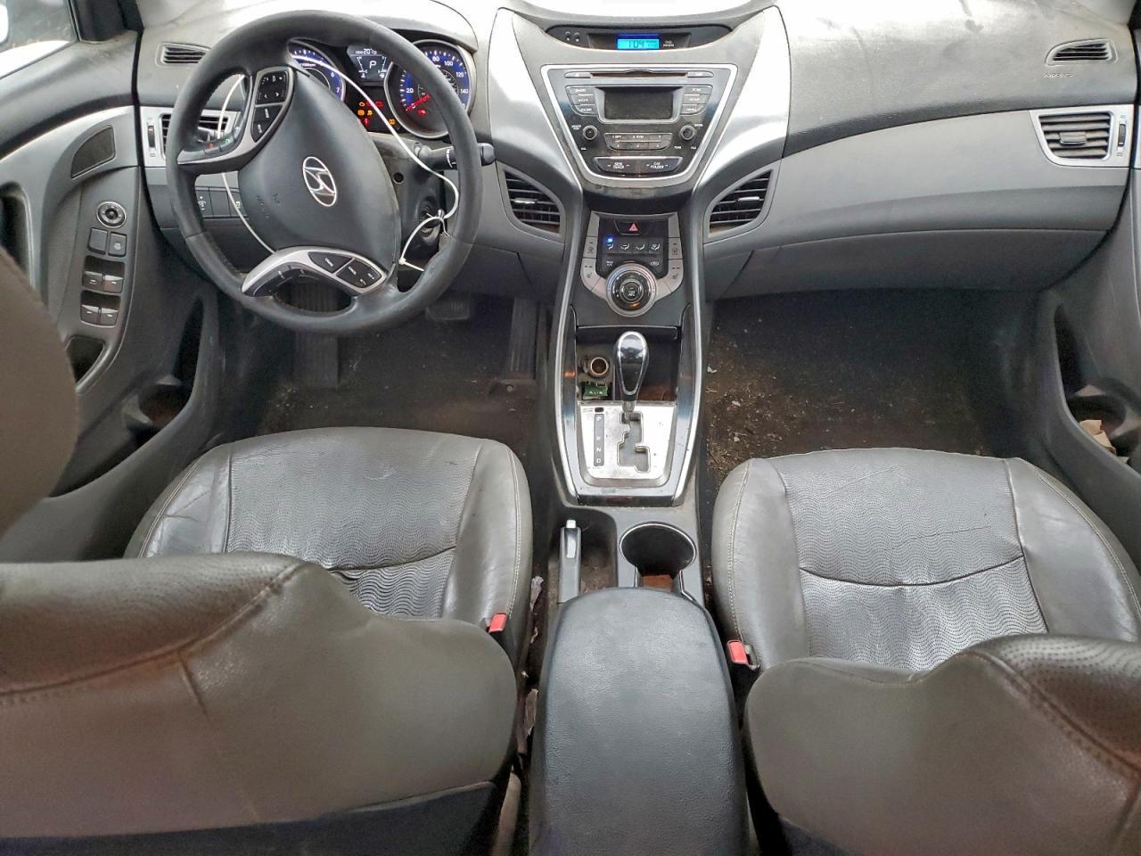 2013 HYUNDAI ELANTRA