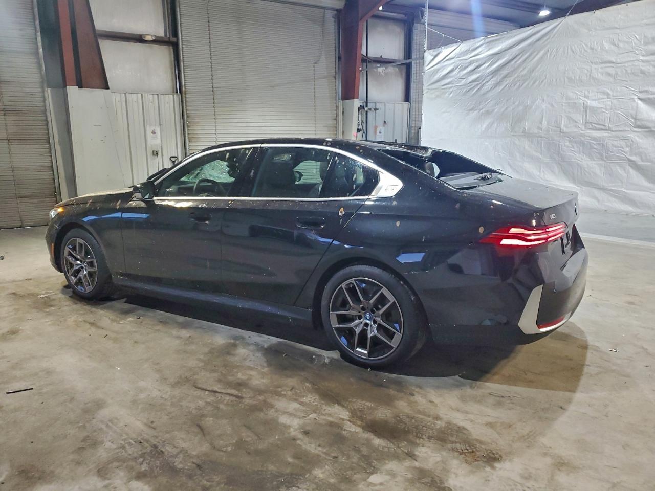 2024 BMW i5